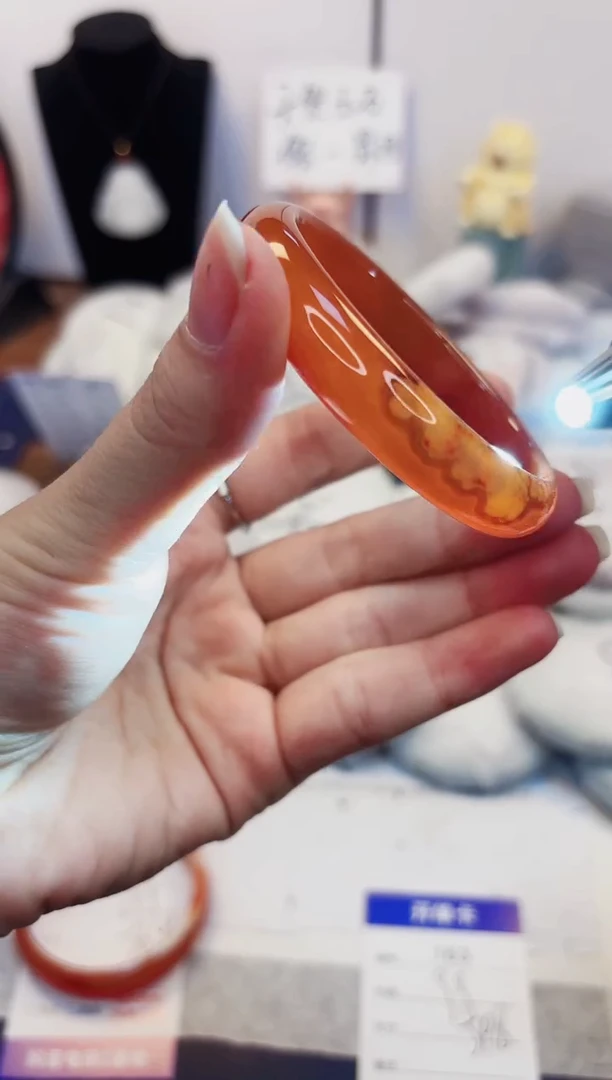 【闪购商品】石英质玉手镯未镶嵌163-玛瑙54圈口