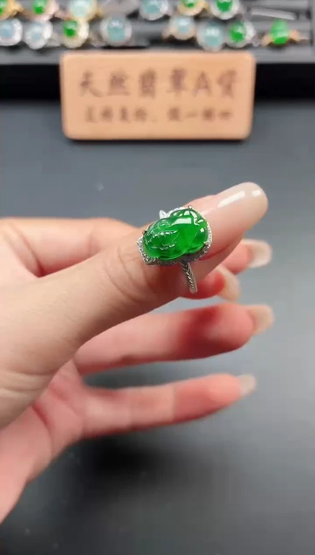 银S925镶嵌戒指翡翠1111