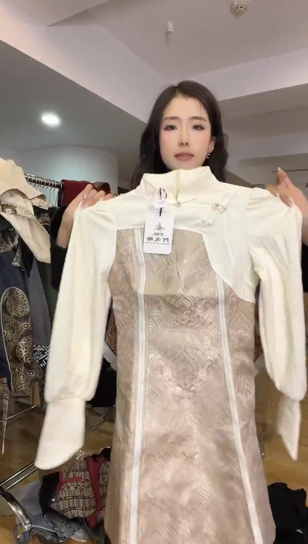 S码         95斤  卫衣裙