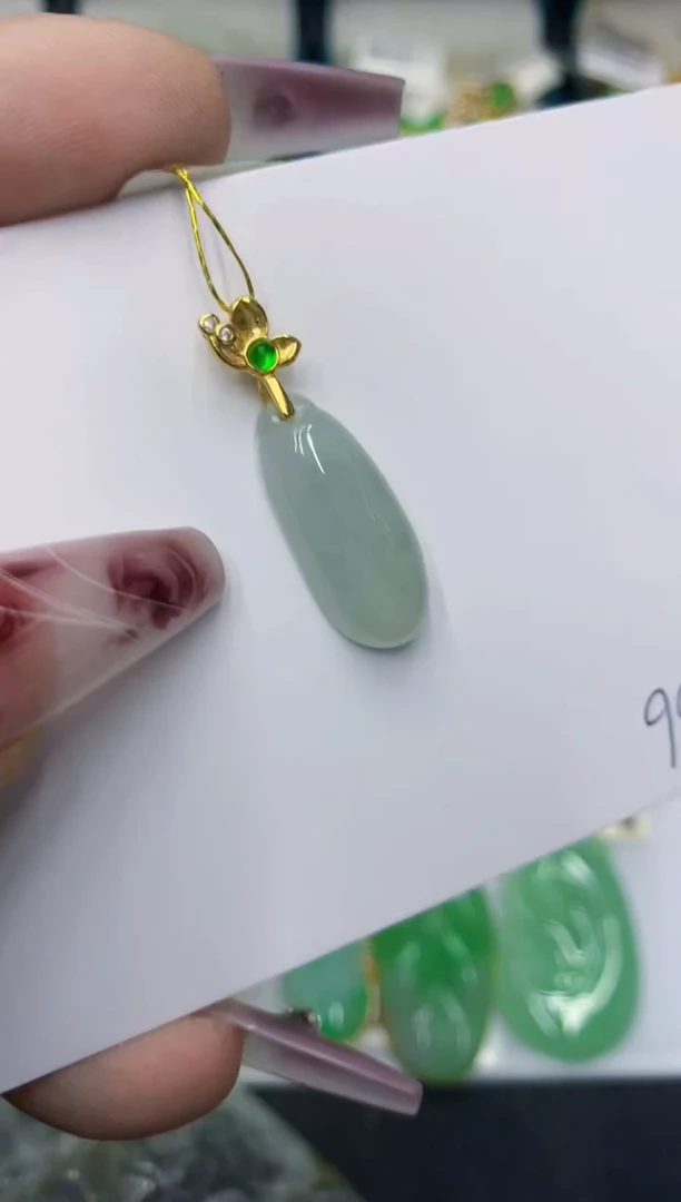 颈饰未镶嵌翡翠11111