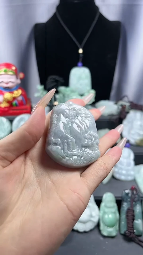 【闪购商品】翡翠颈饰未镶嵌山水牌