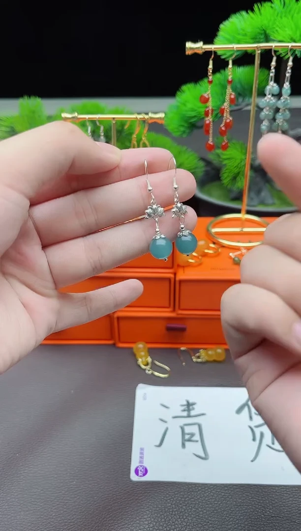 石英质玉（天山翠）银S925镶嵌耳饰237