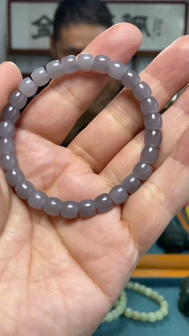 颈饰未镶嵌和田玉70