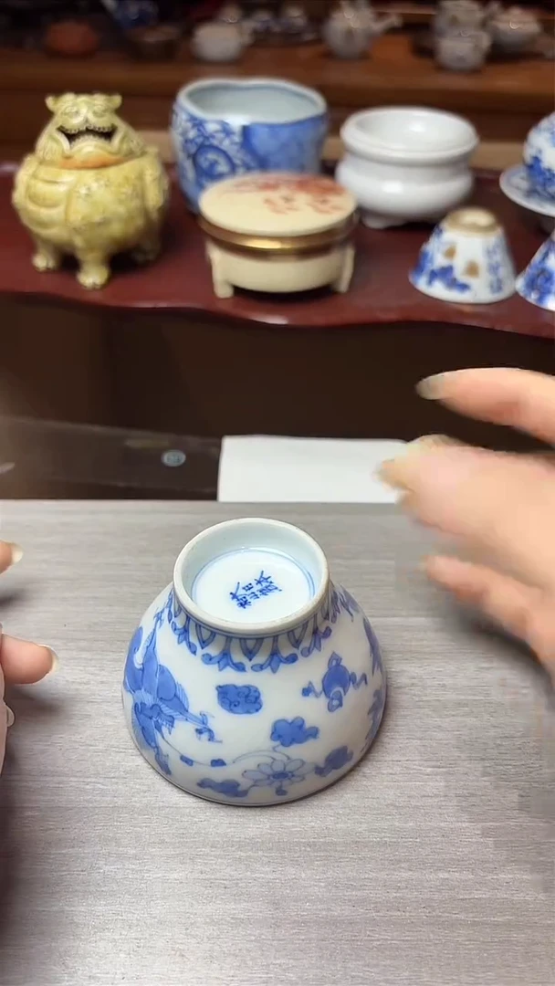 谢谢老板，回流产品有磨损正常，谨慎买！