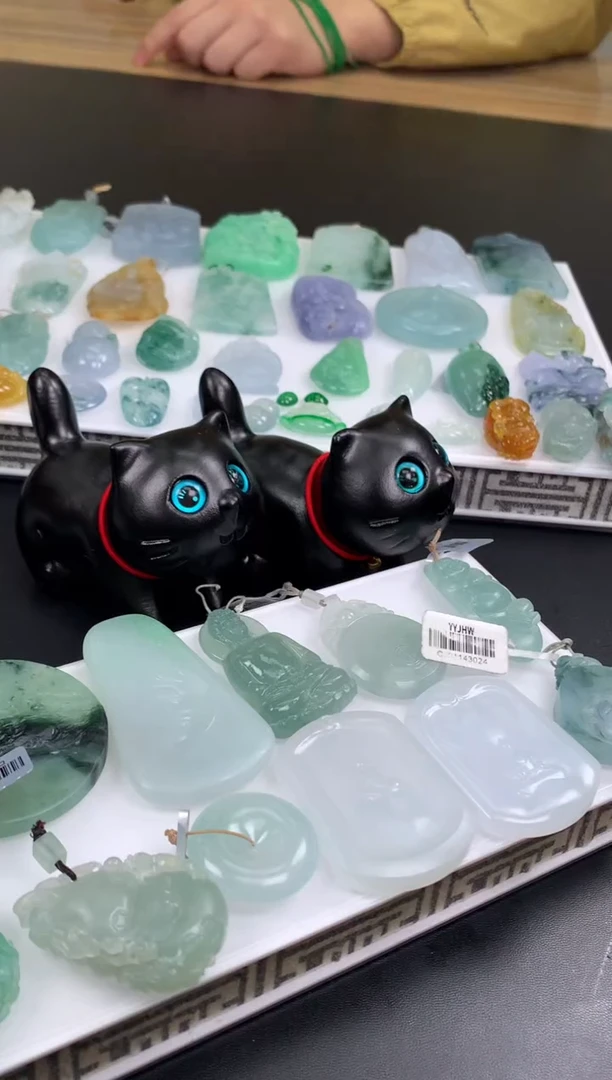 【闪购商品】玛瑙/玉髓手链未镶嵌多样性发一件猫咪