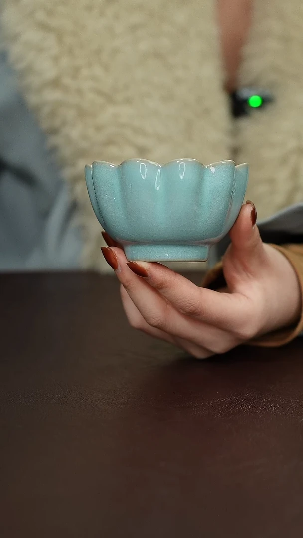 摆件陶汝宋汝瓷原矿釉  莲花杯