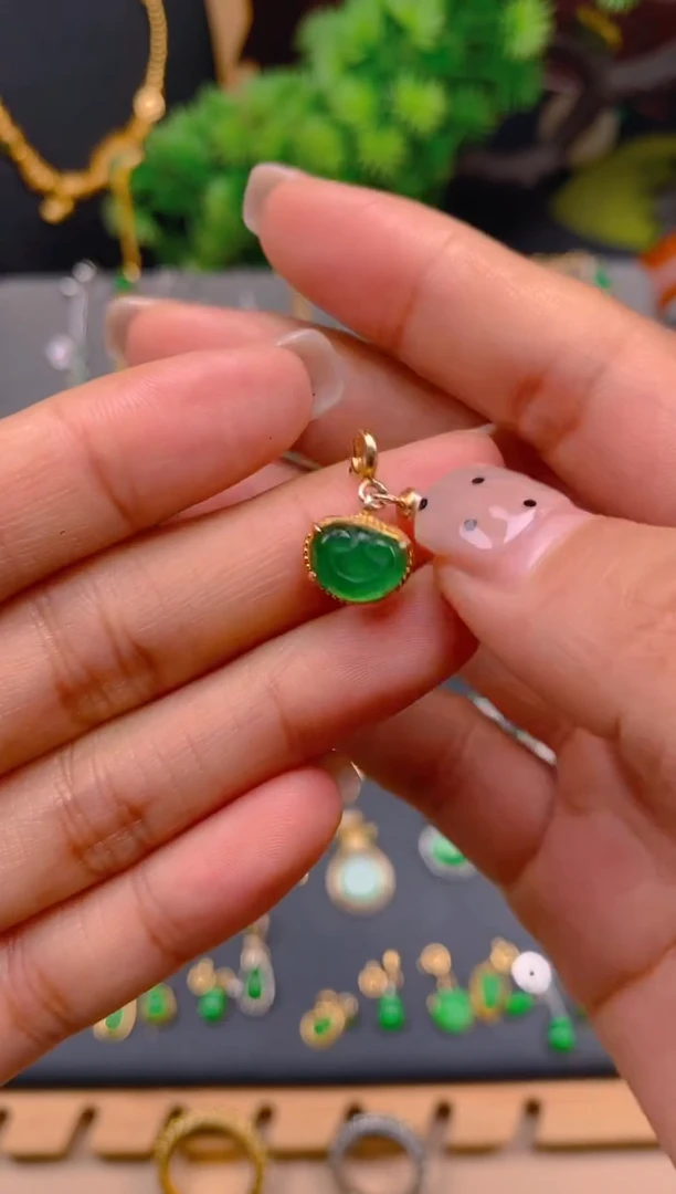 吊坠(不含链)银S925镶嵌翡翠如意万能扣