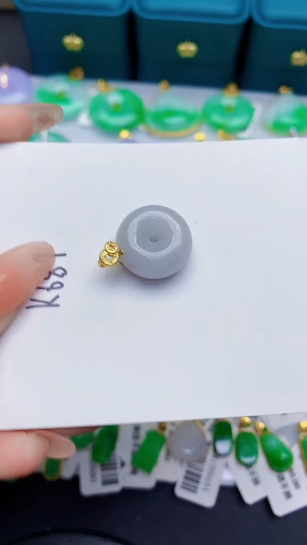 颈饰未镶嵌翡翠缅甸天然翡翠A货