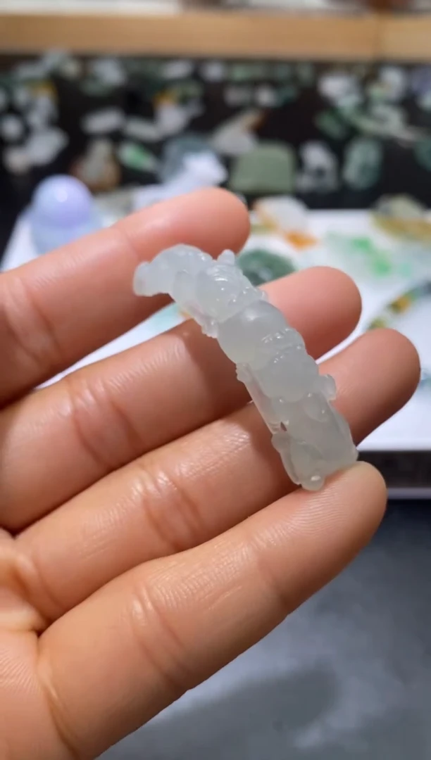 【闪购商品】定制翡翠未镶嵌翡翠毛货~