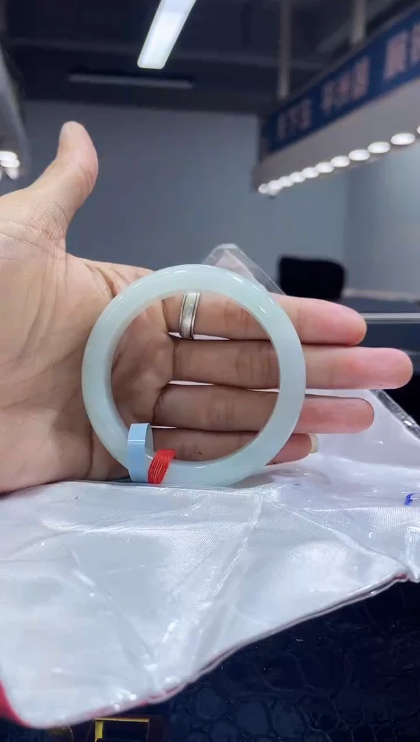 未镶嵌手镯翡翠19