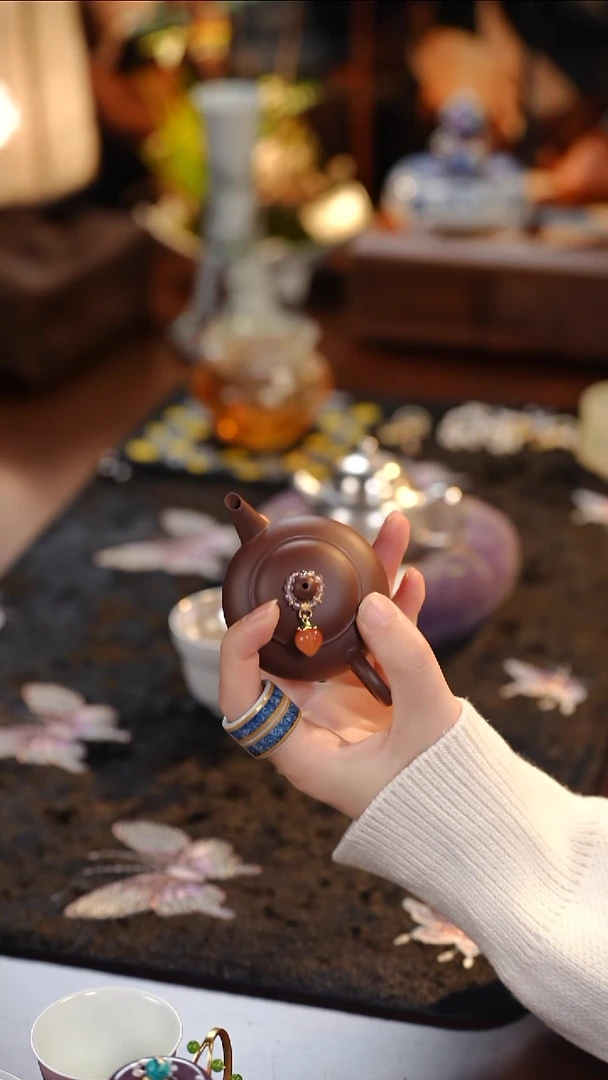 水蜜桃提溜·············