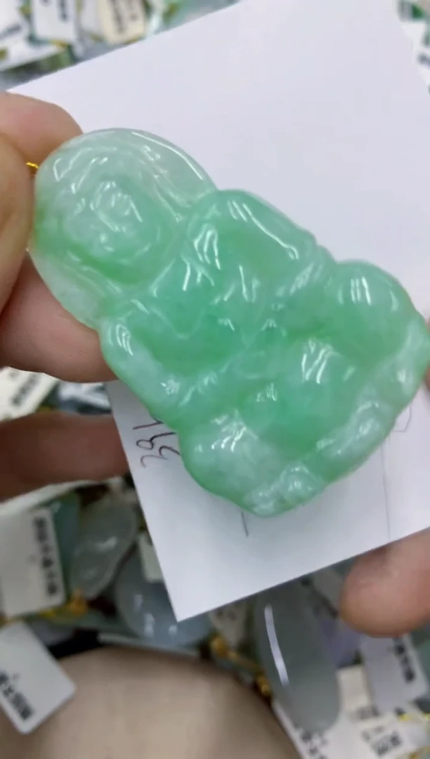 颈饰未镶嵌翡翠11111111111