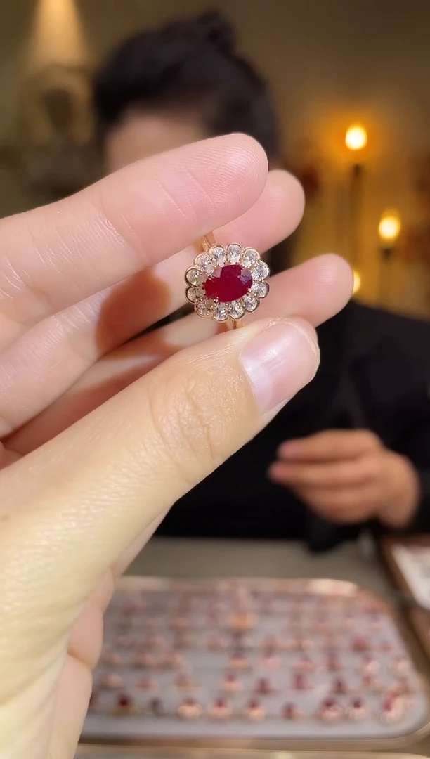 银S925镶嵌手饰红宝石手饰