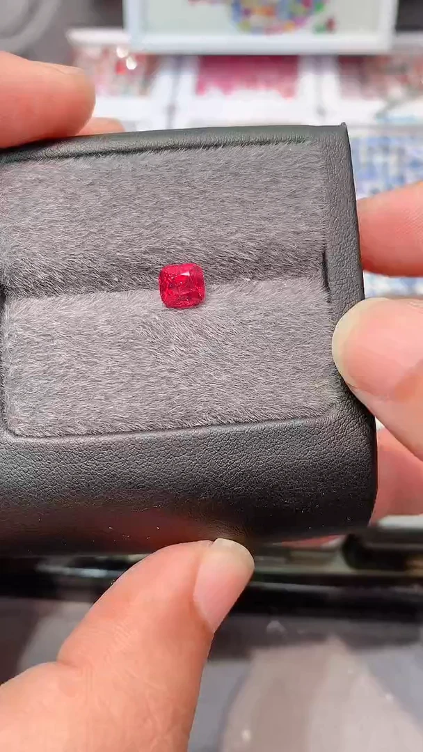 【闪购商品】尖晶石裸石未镶嵌绝地1.7