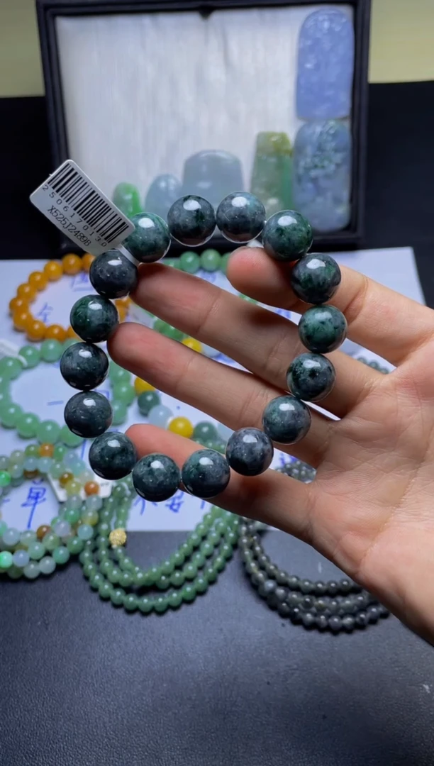 未镶嵌定制翡翠珠串