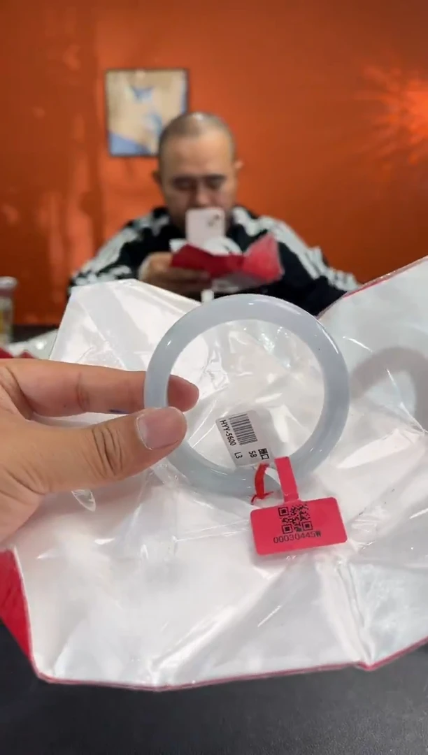 未镶嵌手镯翡翠4   58