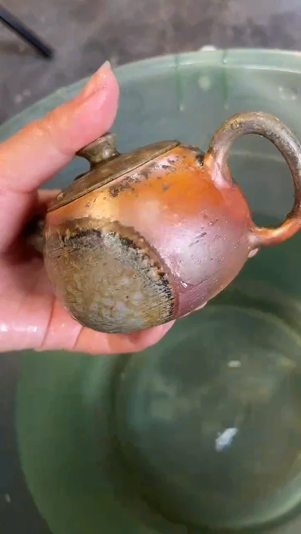 壶147号容量120-130ML陶泥