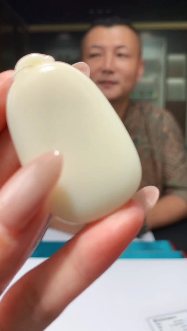 定制和田玉Boss阳天然和田玉（拍一发一）