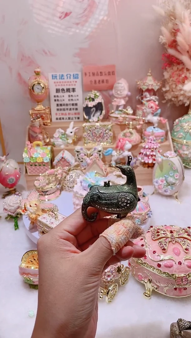 珐琅彩首饰盒摆件