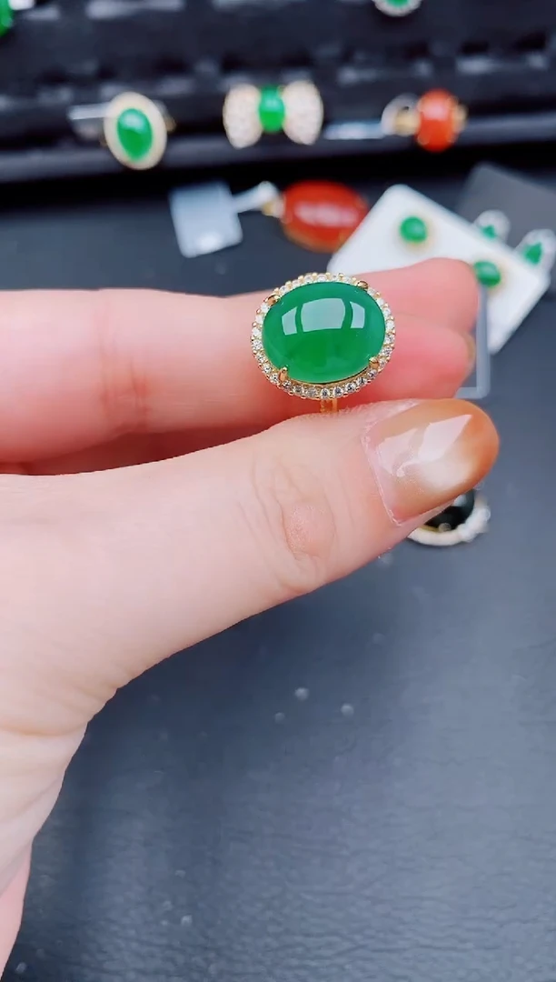 【闪购商品】翡翠戒指银S925镶嵌天然a货翡翠666