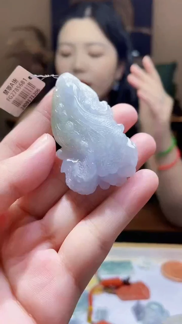 颈饰未镶嵌翡翠吊坠17