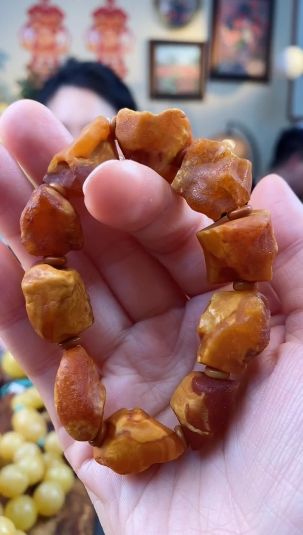 【闪购商品】琥珀手串未镶嵌手串