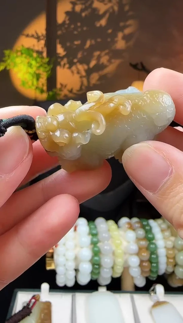 吊坠(不含链)未镶嵌和田玉JJD0104087多样性发一