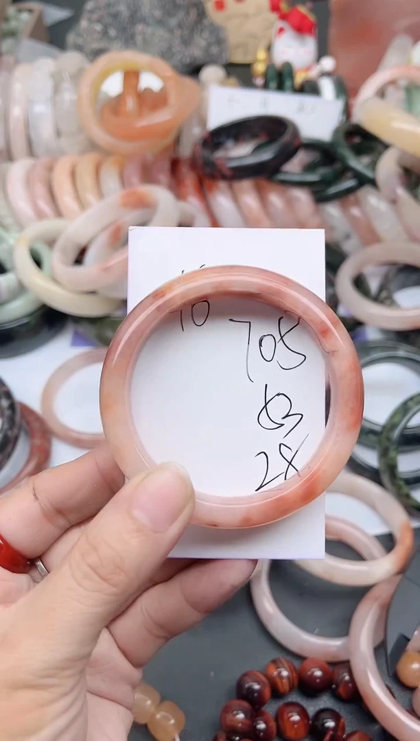 未镶嵌手镯石英质玉705