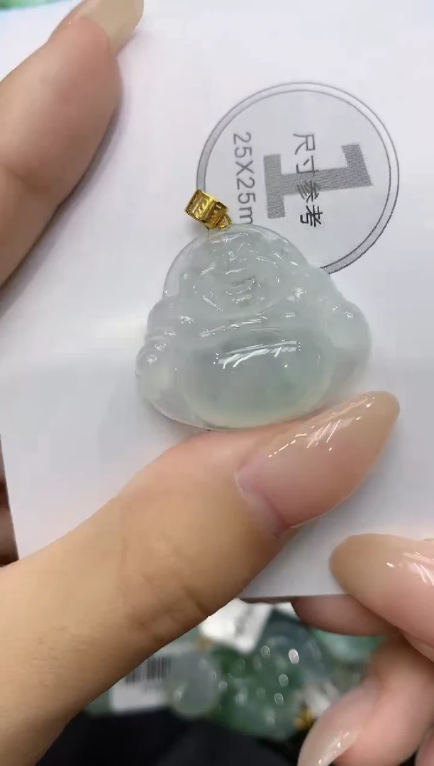 颈饰18K金镶嵌翡翠111111111111