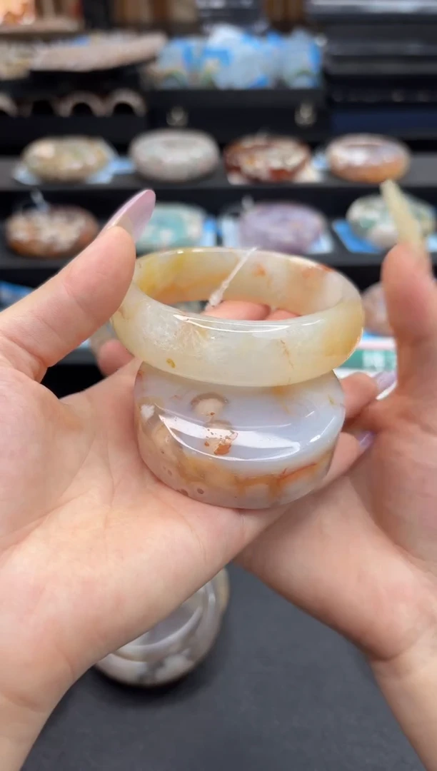 未镶嵌手镯石英质玉C427(60圈赠送镯心)