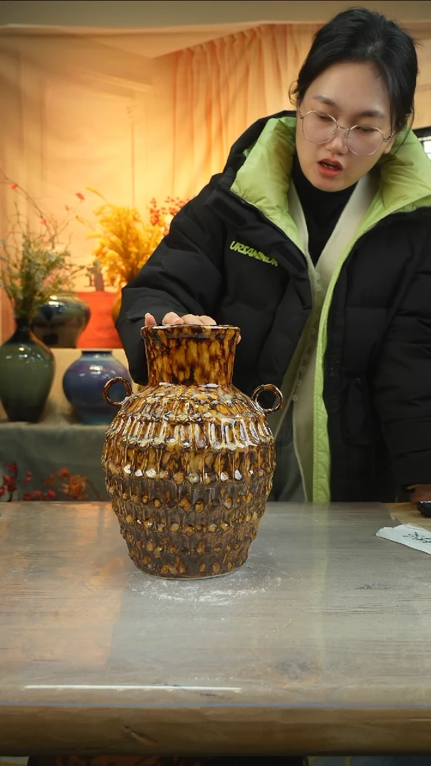 高度28口径11花瓶