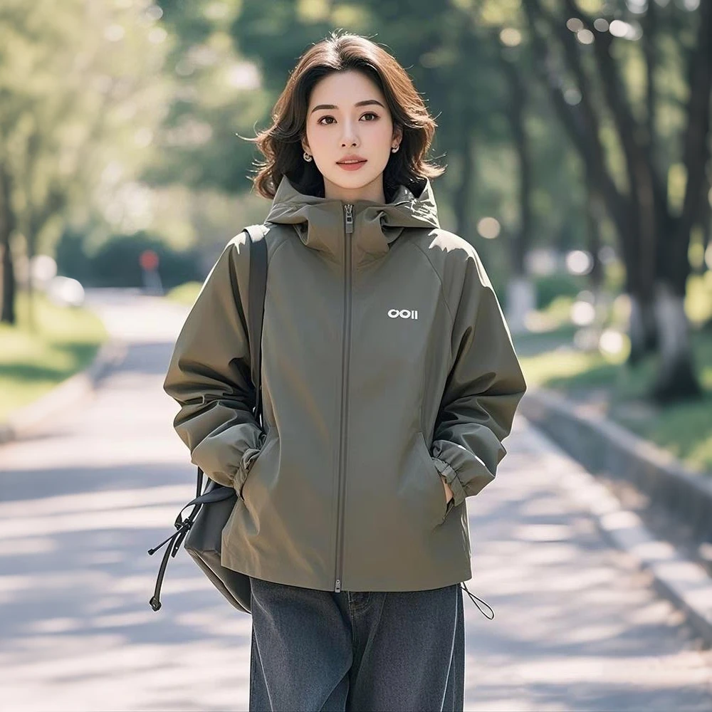 2025年新款超好看又酷又飒的复古百搭女款女士短款连帽外套春秋