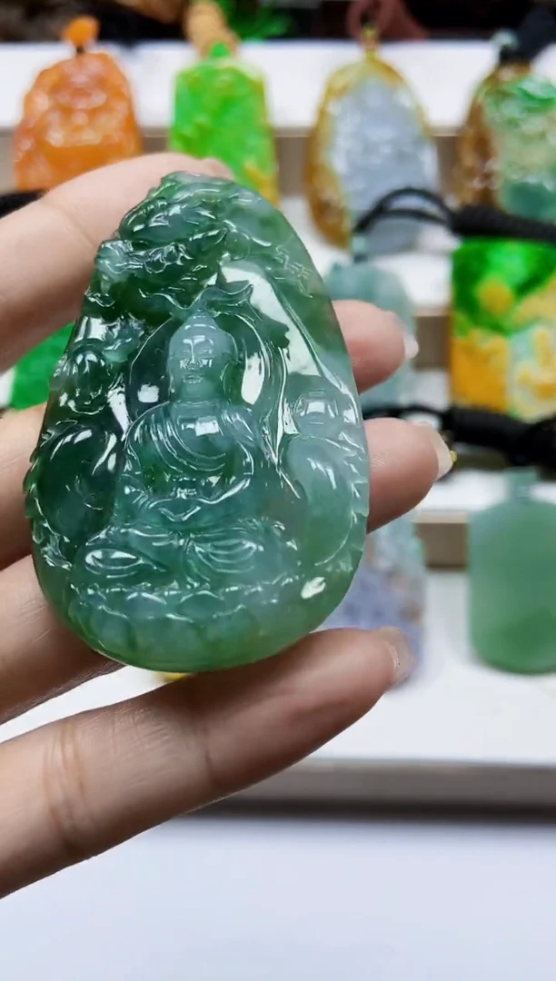 颈饰未镶嵌翡翠翡翠A货