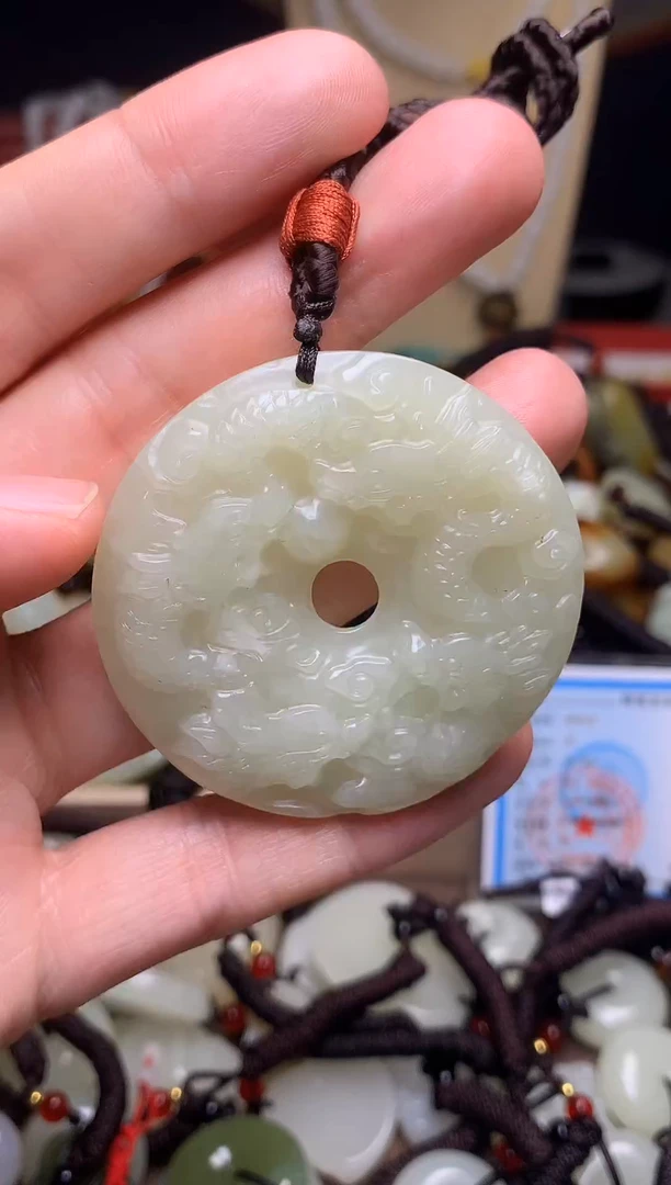 颈饰未镶嵌和田玉新疆料青海料清水和田玉吊坠