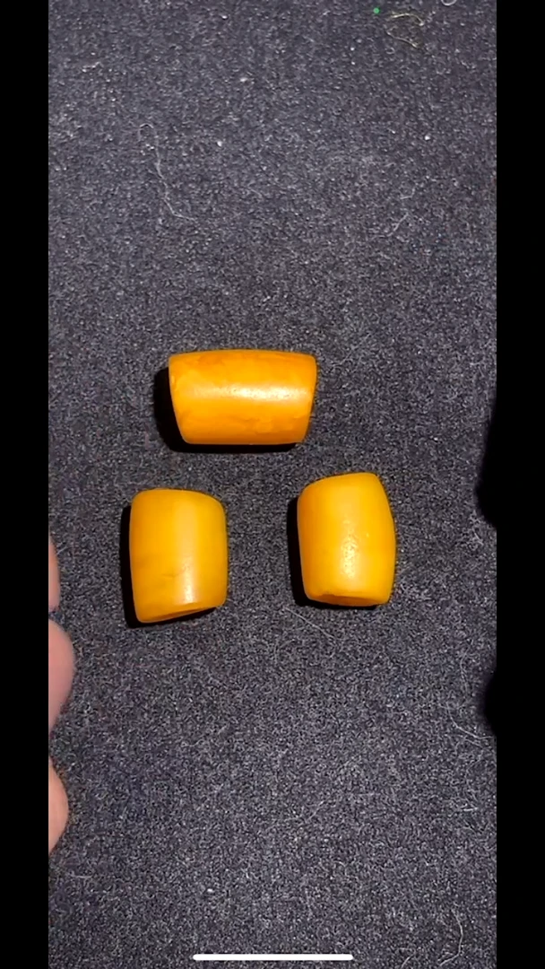 未镶嵌吊坠(不含链)蜜蜡pz425-142蜜蜡珠子三颗一起发货