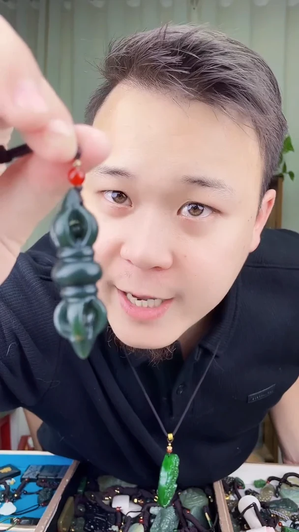 未镶嵌和田玉挂件和田玉拍一发一，多样性发货