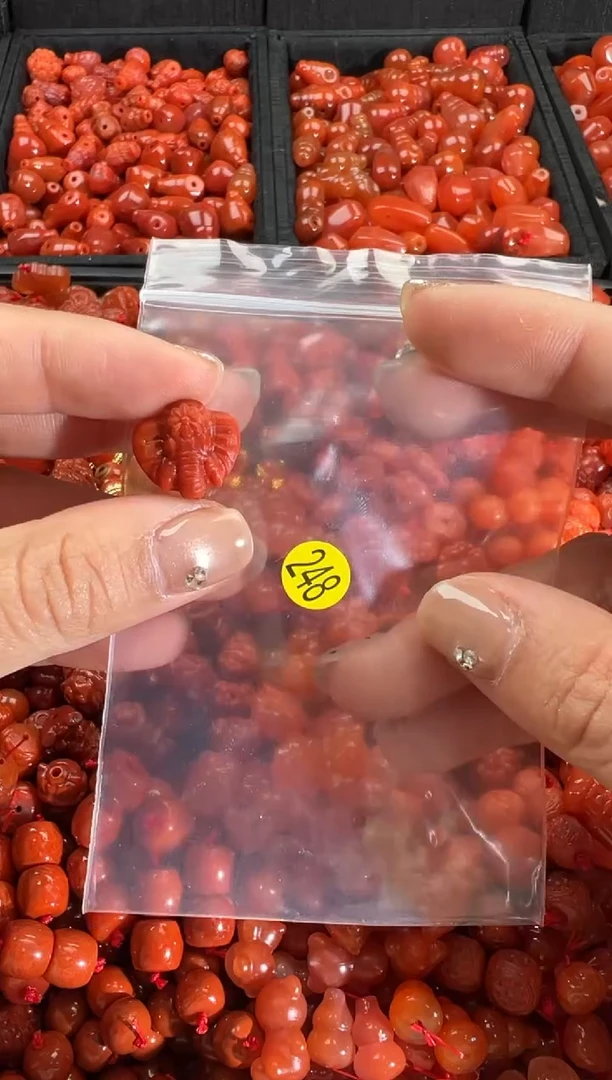 【闪购商品】南红玛瑙颈饰未镶嵌1