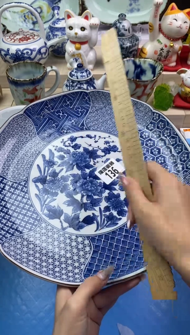 【闪购商品】瓷片隆莲瓷器欢迎大家