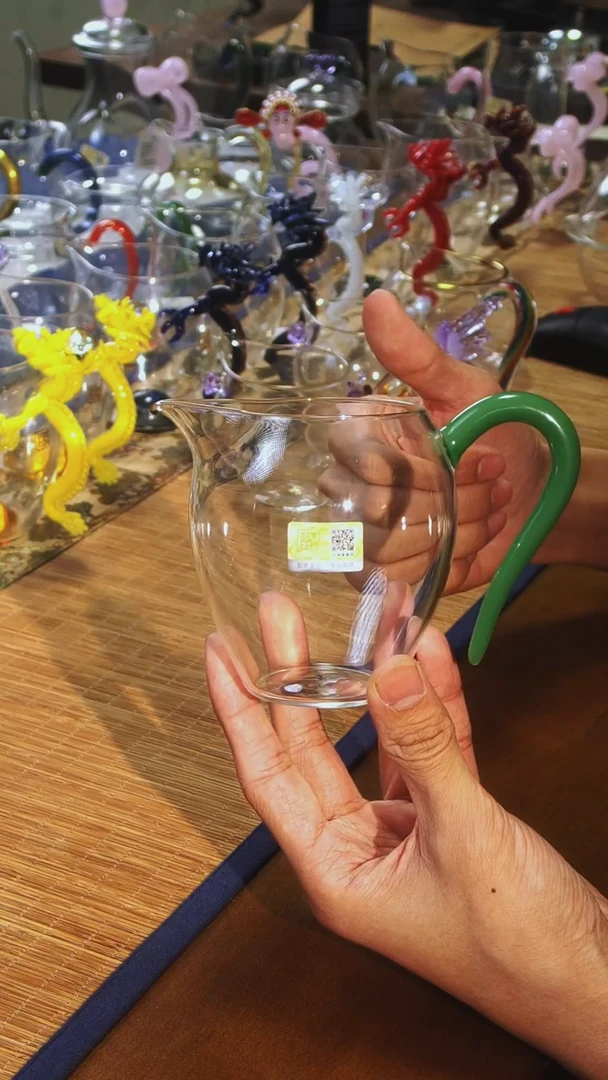 【闪购商品】翡翠玉清颜公道杯晶焱金标