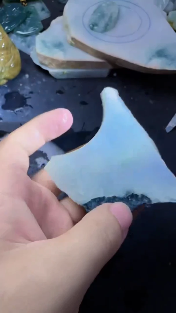 未镶嵌挂件翡翠085