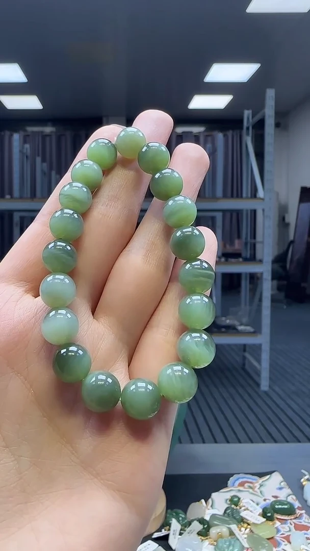 未镶嵌手串和田玉1