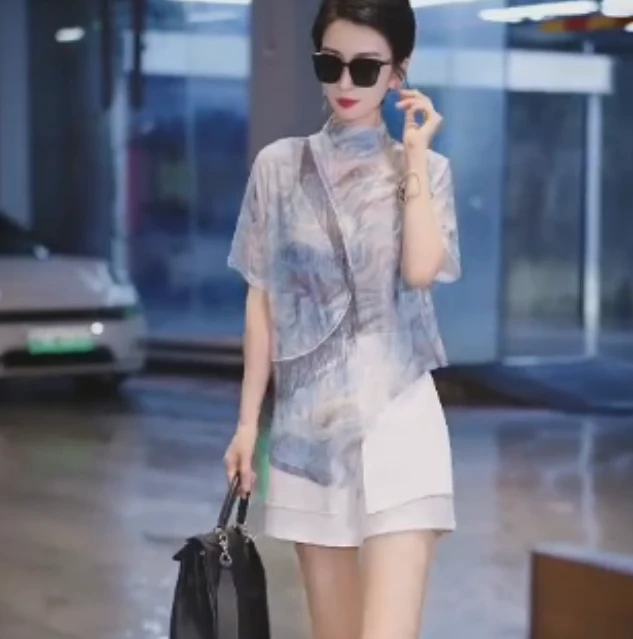 2025夏季新款网红同款洋气减龄韩版爆款染色撞色上衣短裤两件套-0