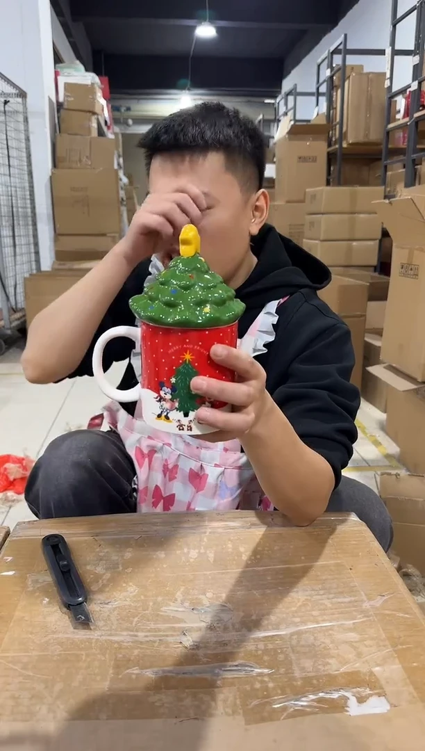 瓷片03款圣诞树米奇带盖杯