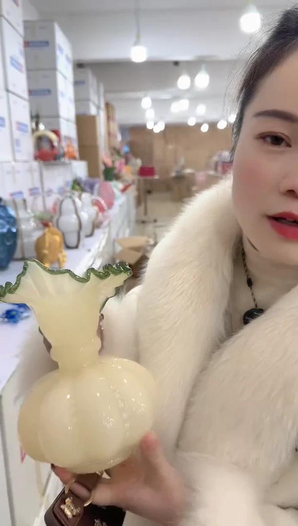 【闪购商品】无铅玻璃迪喜花器-k-早13