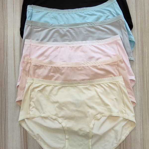 103女士舒适时尚中腰中大版型莫代尔棉内裤（一盒6条）不指定颜色