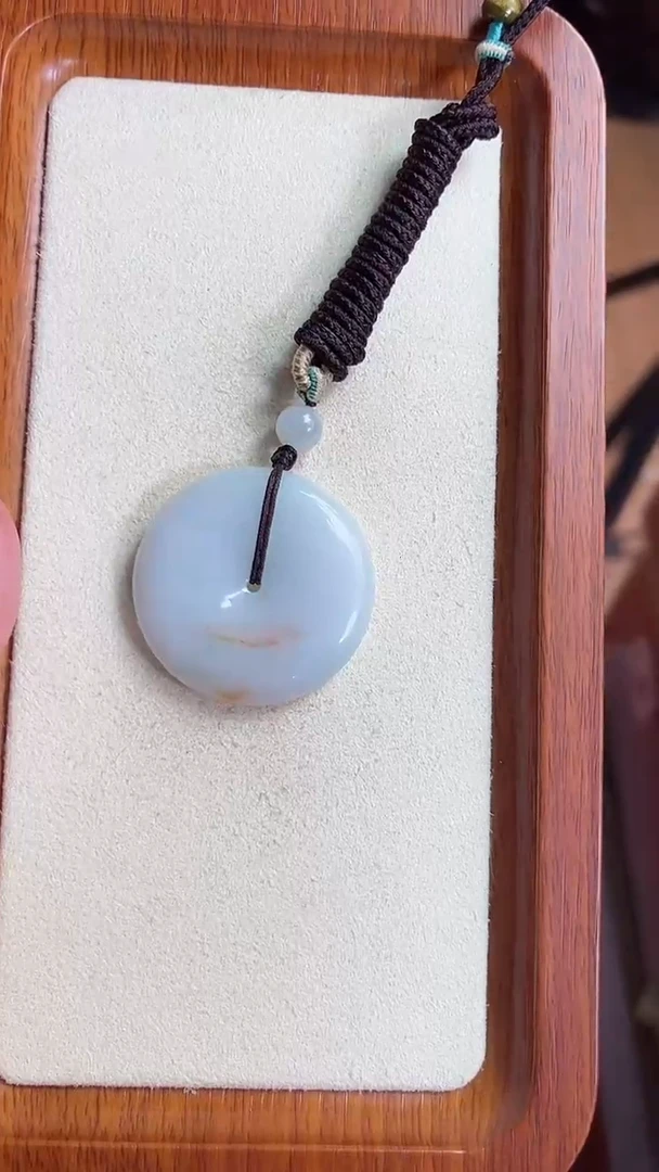 【闪购商品】翡翠吊坠(不含链)未镶嵌孤品35*6.5mm