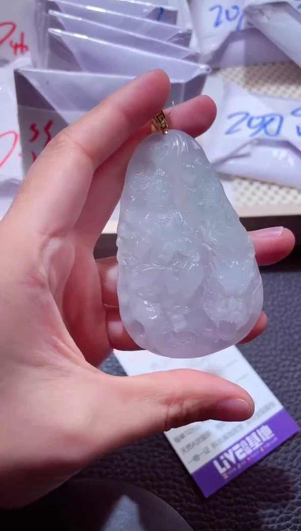 颈饰18K金镶嵌翡翠00001019御龙观音