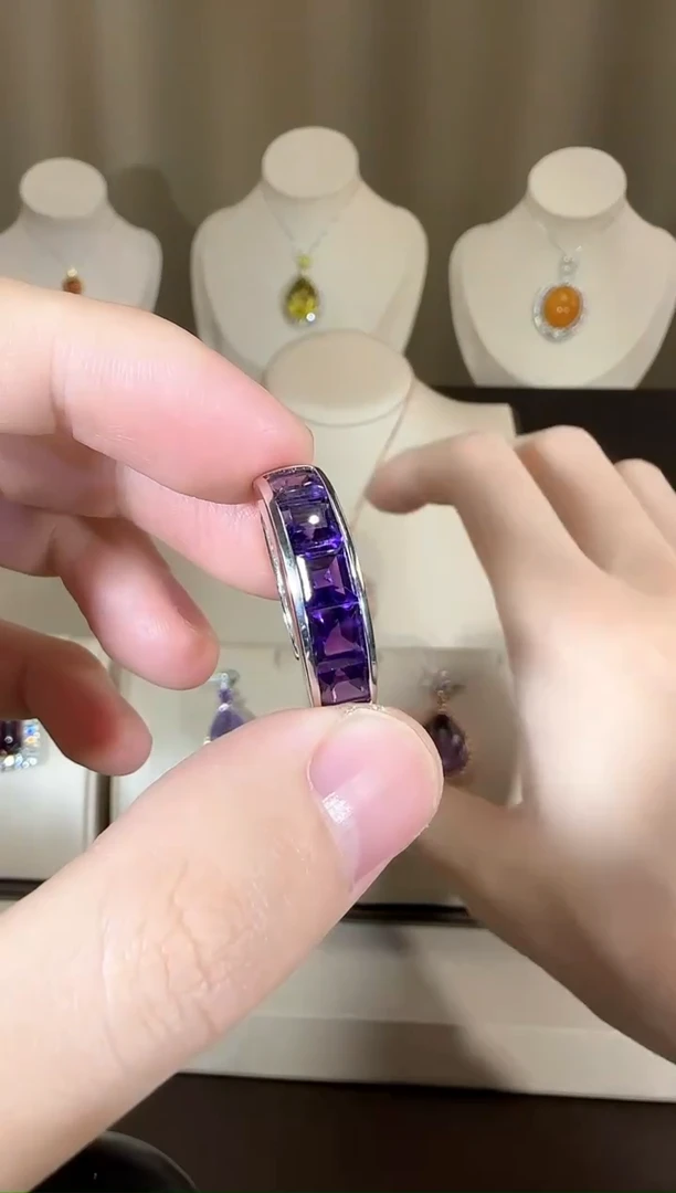 【闪购商品】紫晶戒指银S925镶嵌排戒