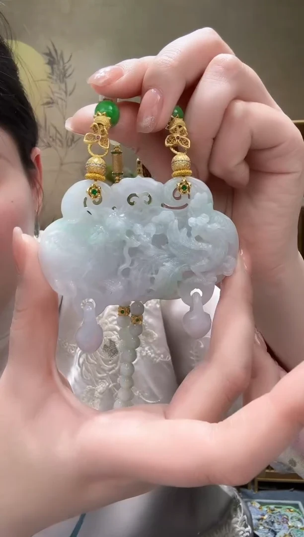 【闪购商品】翡翠颈饰未镶嵌吊坠