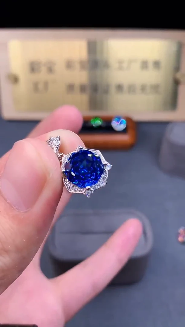 颈饰银S925镶嵌托帕石2222